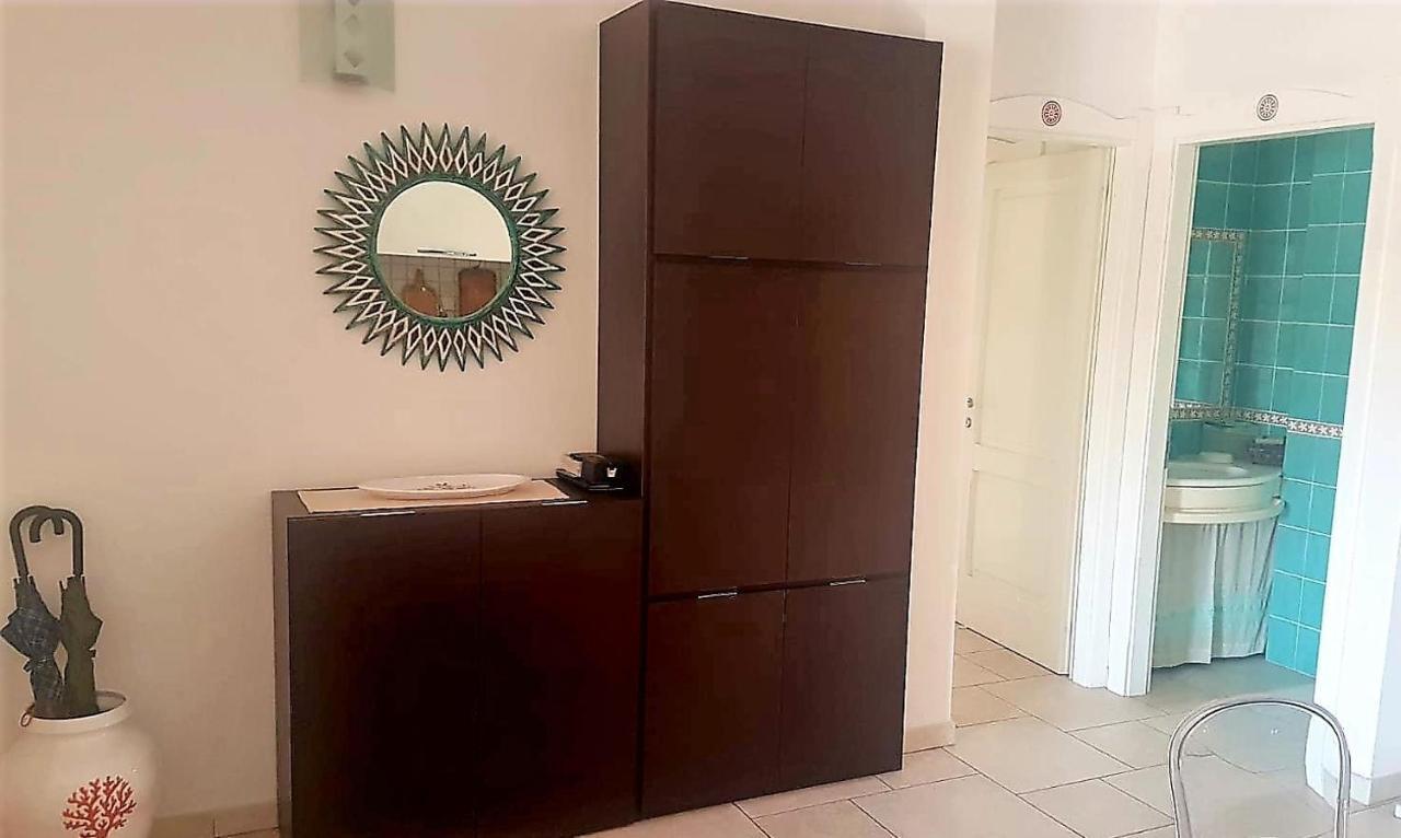 Appartamento Nel Cuore Di Villasimius 1 Piano Exterior photo